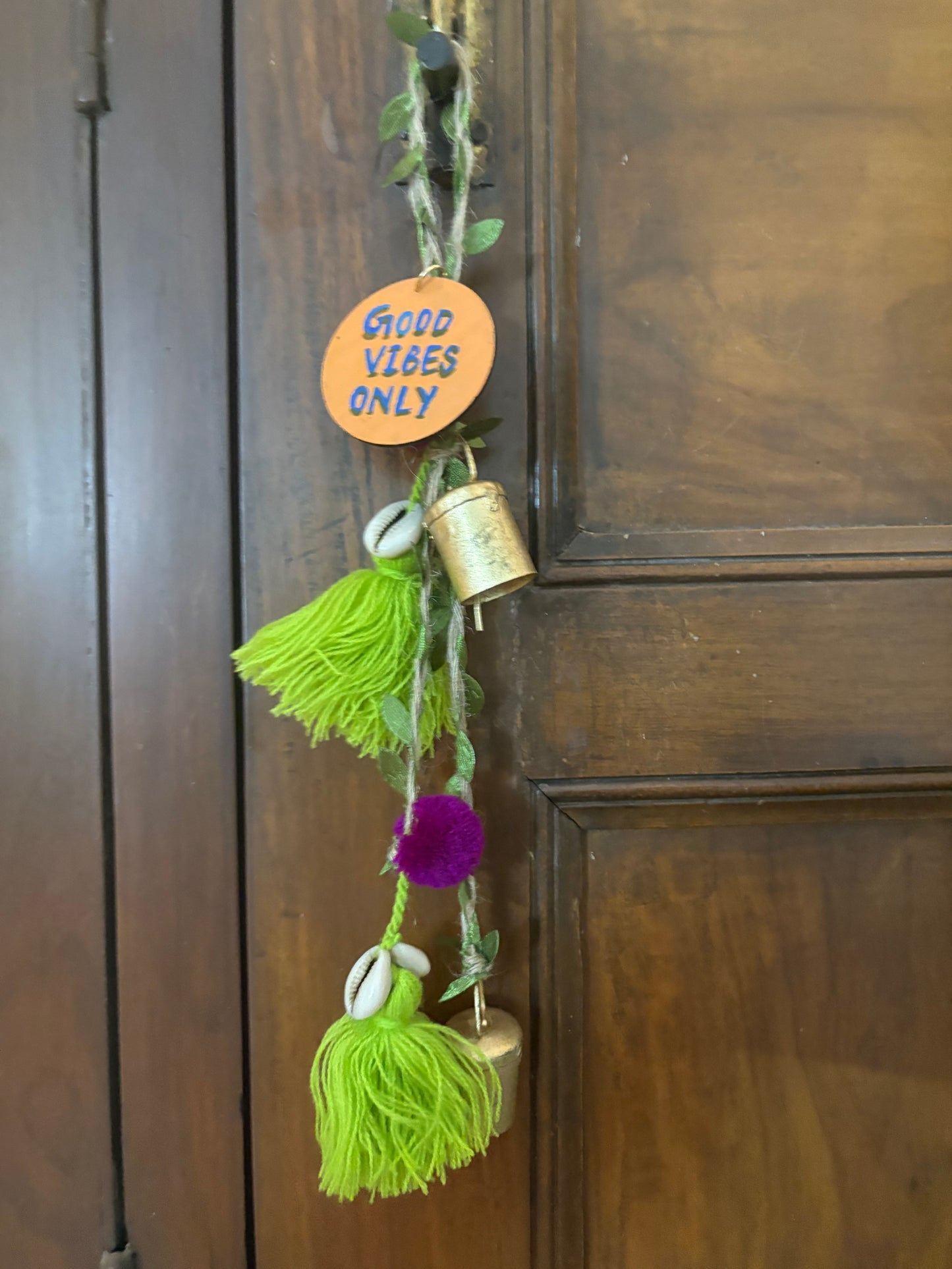 Good Vibes Only Door Charm
